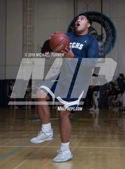 Thumbnail 2 in Central Catholic @ Pleasant Valley (CIF NorCal Regional D3 Final) photogallery.