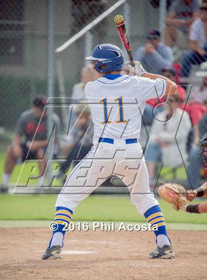 Thumbnail 3 in Bishop Amat vs Palos Verdes (CIF Southern Section Playoff) photogallery.