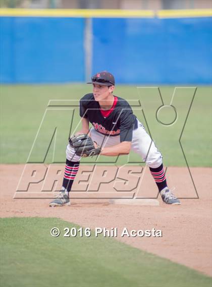 Thumbnail 3 in Bishop Amat vs Palos Verdes (CIF Southern Section Playoff) photogallery.