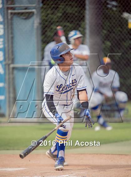 Thumbnail 3 in Bishop Amat vs Palos Verdes (CIF Southern Section Playoff) photogallery.