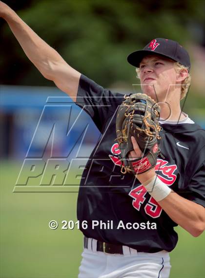 Thumbnail 3 in Bishop Amat vs Palos Verdes (CIF Southern Section Playoff) photogallery.