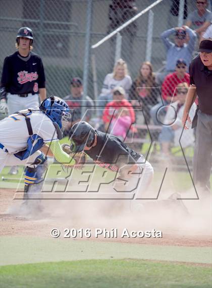 Thumbnail 1 in Bishop Amat vs Palos Verdes (CIF Southern Section Playoff) photogallery.