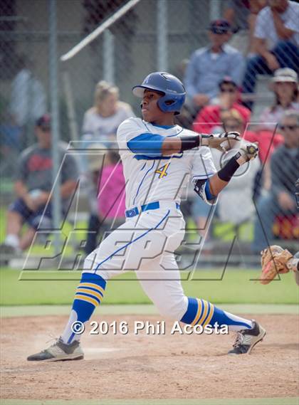 Thumbnail 1 in Bishop Amat vs Palos Verdes (CIF Southern Section Playoff) photogallery.