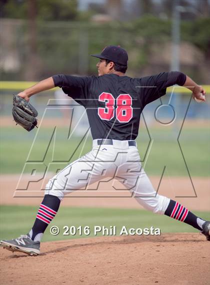 Thumbnail 1 in Bishop Amat vs Palos Verdes (CIF Southern Section Playoff) photogallery.