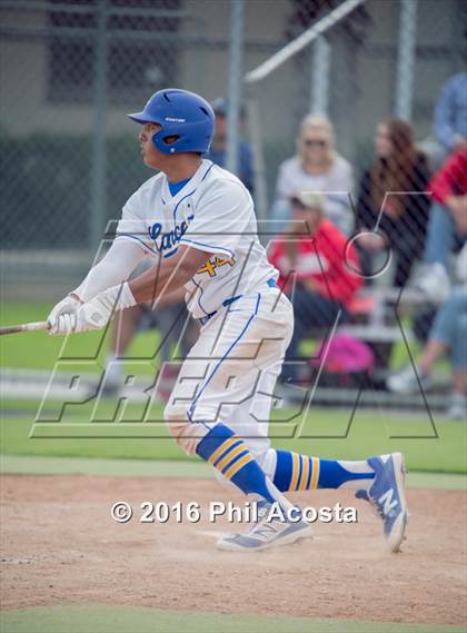 Thumbnail 2 in Bishop Amat vs Palos Verdes (CIF Southern Section Playoff) photogallery.