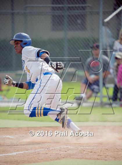 Thumbnail 3 in Bishop Amat vs Palos Verdes (CIF Southern Section Playoff) photogallery.