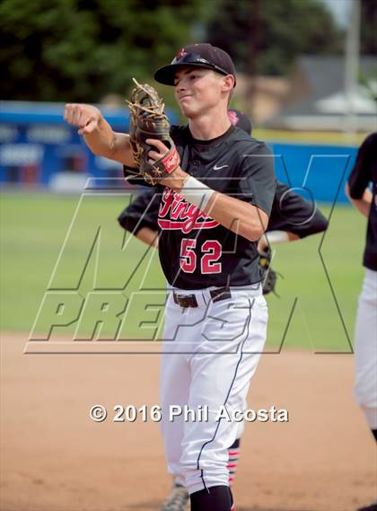 Thumbnail 2 in Bishop Amat vs Palos Verdes (CIF Southern Section Playoff) photogallery.