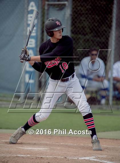 Thumbnail 1 in Bishop Amat vs Palos Verdes (CIF Southern Section Playoff) photogallery.