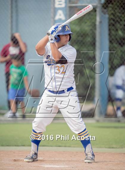 Thumbnail 3 in Bishop Amat vs Palos Verdes (CIF Southern Section Playoff) photogallery.