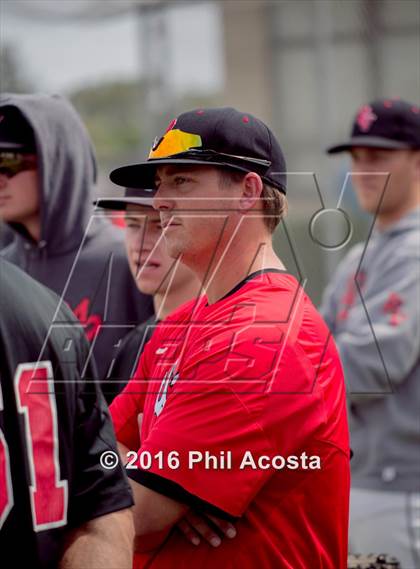 Thumbnail 3 in Bishop Amat vs Palos Verdes (CIF Southern Section Playoff) photogallery.