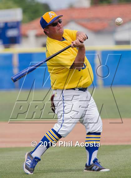 Thumbnail 1 in Bishop Amat vs Palos Verdes (CIF Southern Section Playoff) photogallery.