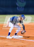 Photo from the gallery "Durant @ Sumner"