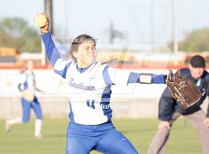 Thumbnail 2 in DeSoto Central @ Southaven photogallery.