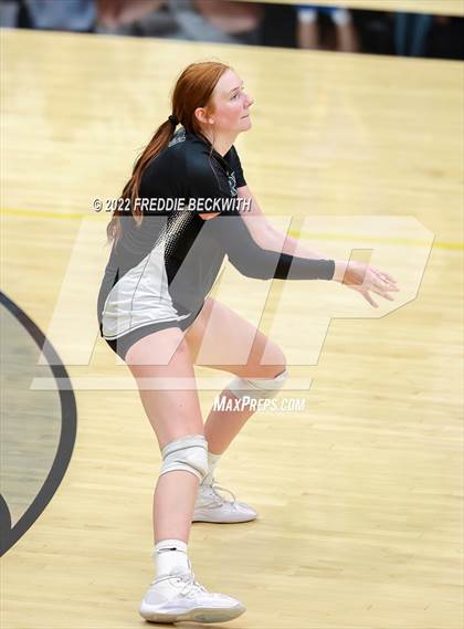 Thumbnail 3 in Plano West vs. Prosper (UIL 6A Regional Quarterfinal) photogallery.
