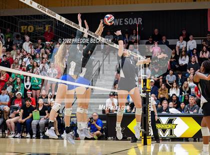 Thumbnail 2 in Plano West vs. Prosper (UIL 6A Regional Quarterfinal) photogallery.