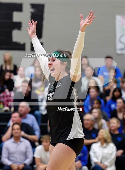 Thumbnail 2 in Plano West vs. Prosper (UIL 6A Regional Quarterfinal) photogallery.