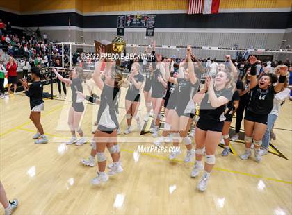 Thumbnail 3 in Plano West vs. Prosper (UIL 6A Regional Quarterfinal) photogallery.