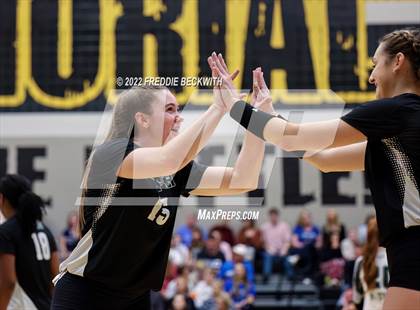 Thumbnail 2 in Plano West vs. Prosper (UIL 6A Regional Quarterfinal) photogallery.
