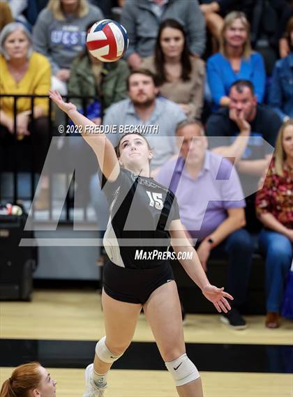 Thumbnail 3 in Plano West vs. Prosper (UIL 6A Regional Quarterfinal) photogallery.