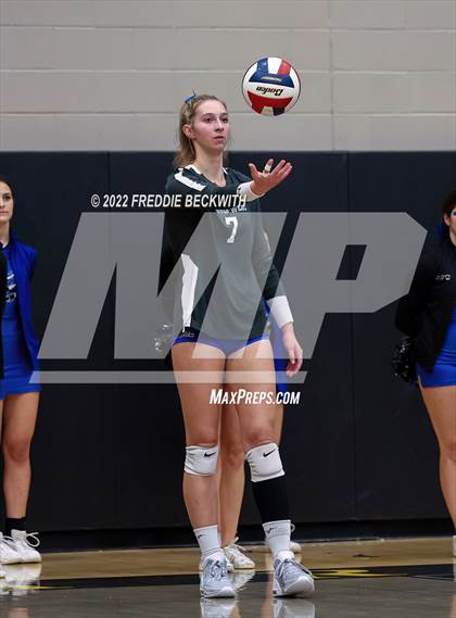 Thumbnail 2 in Plano West vs. Prosper (UIL 6A Regional Quarterfinal) photogallery.