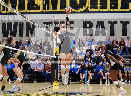 Thumbnail 3 in Plano West vs. Prosper (UIL 6A Regional Quarterfinal) photogallery.