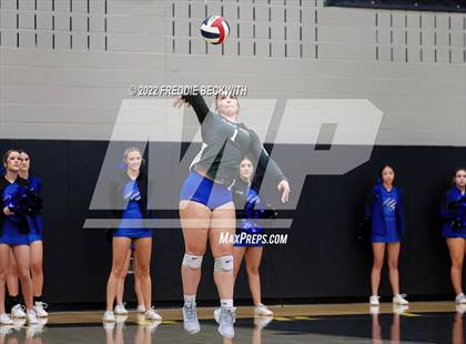 Thumbnail 3 in Plano West vs. Prosper (UIL 6A Regional Quarterfinal) photogallery.