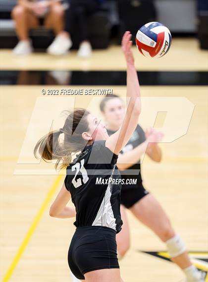 Thumbnail 2 in Plano West vs. Prosper (UIL 6A Regional Quarterfinal) photogallery.