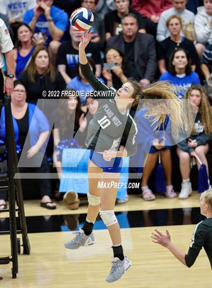 Thumbnail 2 in Plano West vs. Prosper (UIL 6A Regional Quarterfinal) photogallery.
