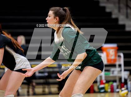 Thumbnail 3 in Plano West vs. Prosper (UIL 6A Regional Quarterfinal) photogallery.