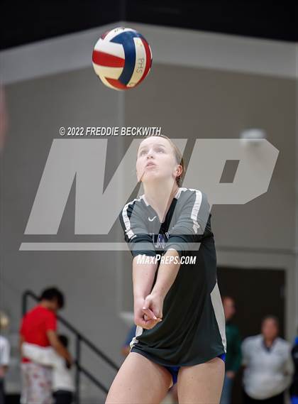 Thumbnail 3 in Plano West vs. Prosper (UIL 6A Regional Quarterfinal) photogallery.