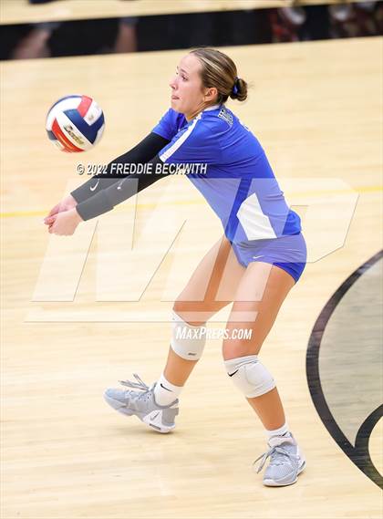 Thumbnail 2 in Plano West vs. Prosper (UIL 6A Regional Quarterfinal) photogallery.
