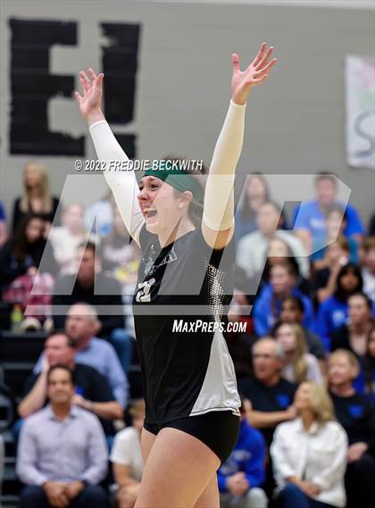 Thumbnail 3 in Plano West vs. Prosper (UIL 6A Regional Quarterfinal) photogallery.