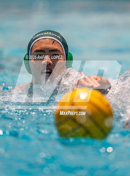 Thumbnail 2 in Stratford vs. Alvin photogallery.