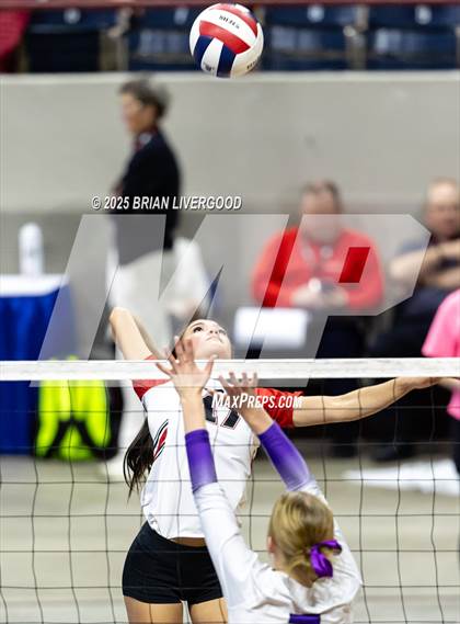 Thumbnail 1 in Montrose vs. Lutheran (CHSAA 4A Third Round) photogallery.