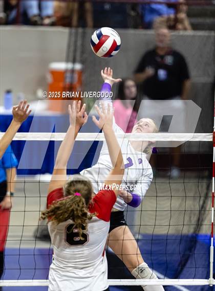 Thumbnail 3 in Montrose vs. Lutheran (CHSAA 4A Third Round) photogallery.