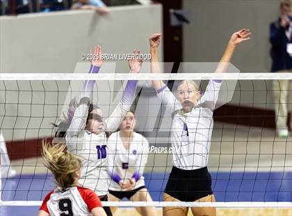 Thumbnail 1 in Montrose vs. Lutheran (CHSAA 4A Third Round) photogallery.