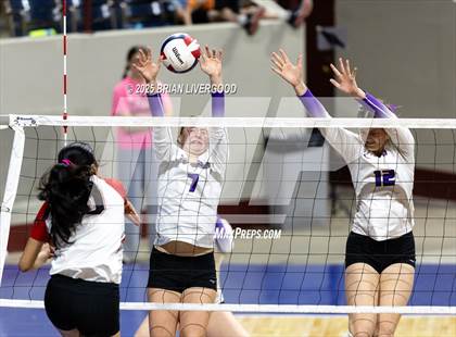 Thumbnail 2 in Montrose vs. Lutheran (CHSAA 4A Third Round) photogallery.