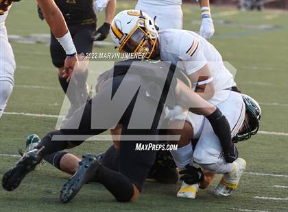 Thumbnail 2 in Royal vs Simi Valley photogallery.