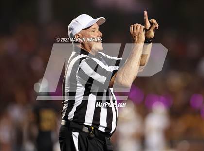 Thumbnail 2 in Royal vs Simi Valley photogallery.
