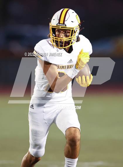 Thumbnail 3 in Royal vs Simi Valley photogallery.