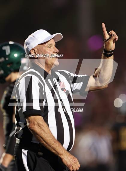 Thumbnail 1 in Royal vs Simi Valley photogallery.