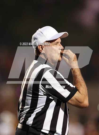 Thumbnail 3 in Royal vs Simi Valley photogallery.