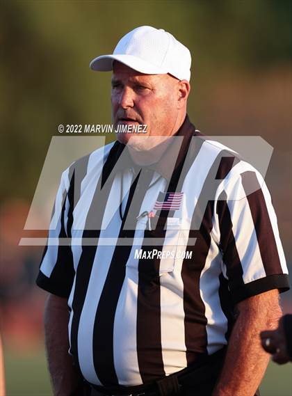 Thumbnail 3 in Royal vs Simi Valley photogallery.