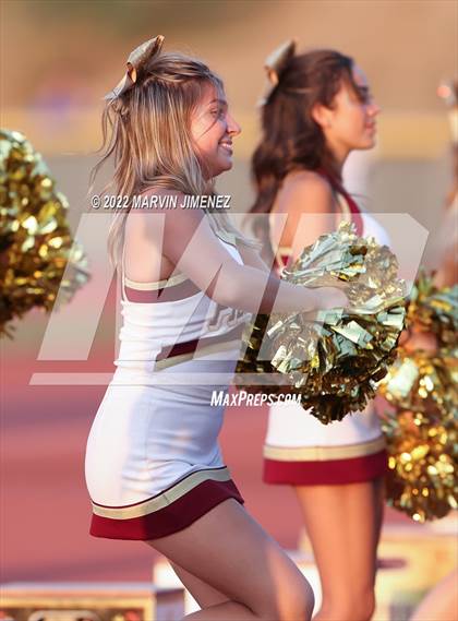 Thumbnail 2 in Royal vs Simi Valley photogallery.