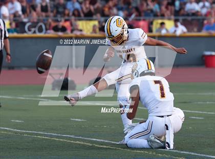 Thumbnail 1 in Royal vs Simi Valley photogallery.