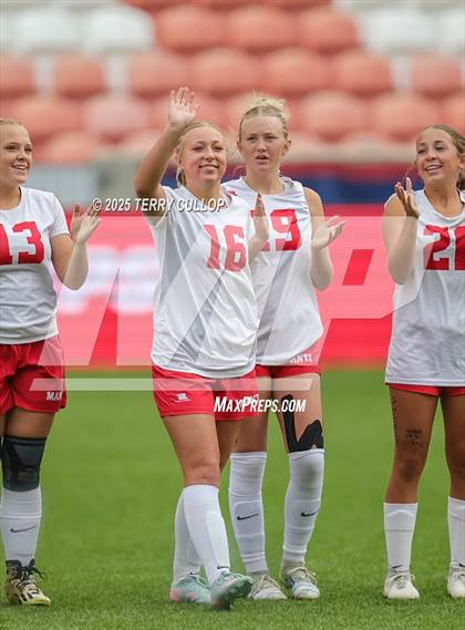 Thumbnail 2 in Ogden vs. Manti (UHSAA 3A Final) photogallery.