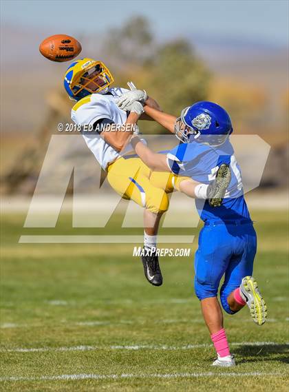 Thumbnail 1 in Coleville @ Smith Valley photogallery.