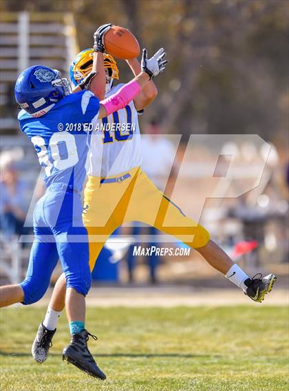 Thumbnail 2 in Coleville @ Smith Valley photogallery.