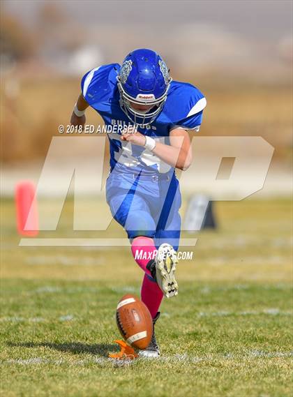 Thumbnail 2 in Coleville @ Smith Valley photogallery.