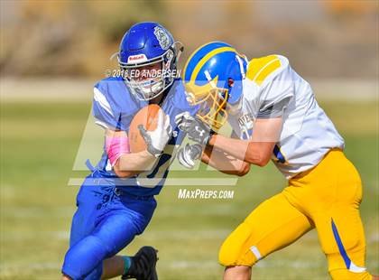 Thumbnail 2 in Coleville @ Smith Valley photogallery.